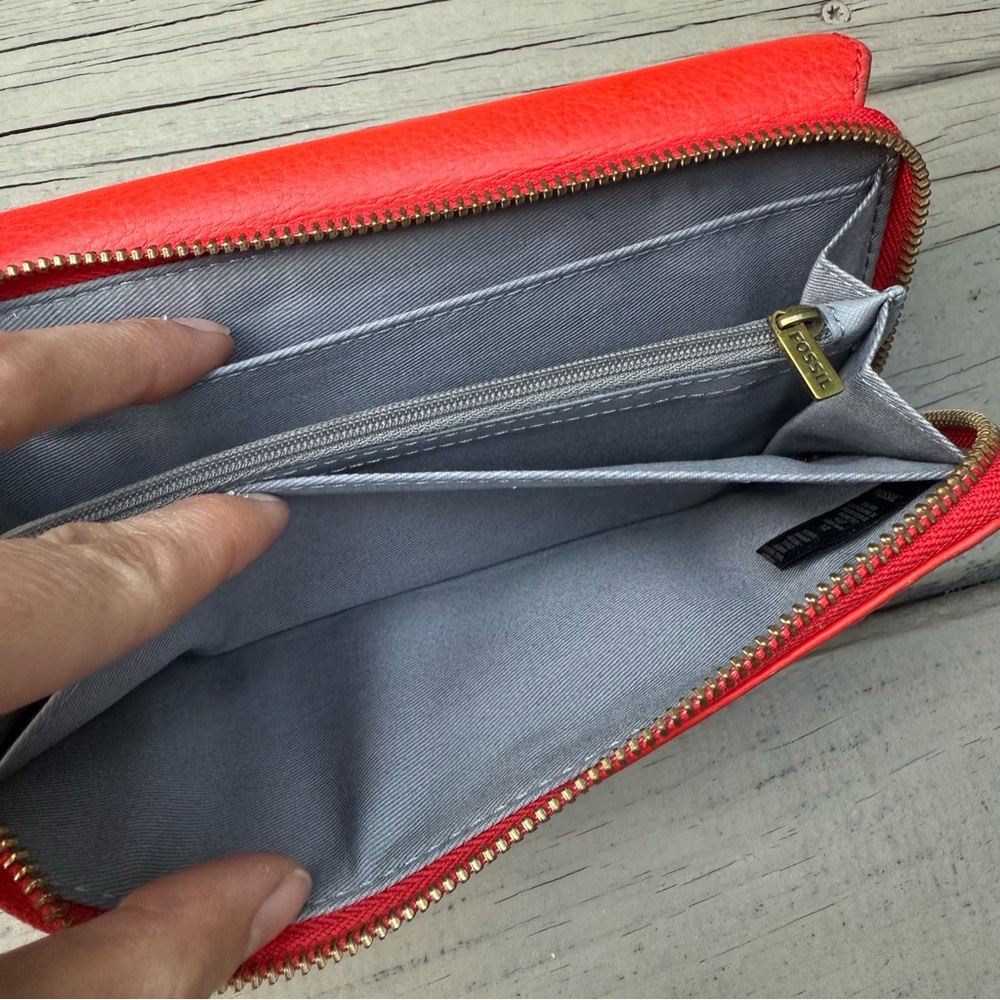 Fossil Red Leather Wallet Wristlet - Picture 16 of 16